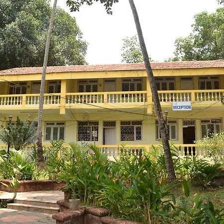 Hotel Mayem Lakeview Goa Exterior foto
